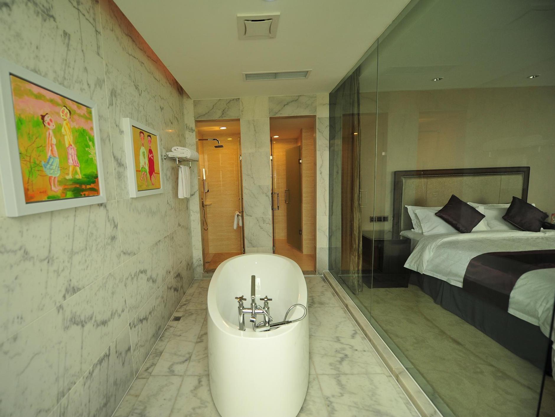 Shanghai New Century Manju Hotel Luoshan @Sniec Exterior photo