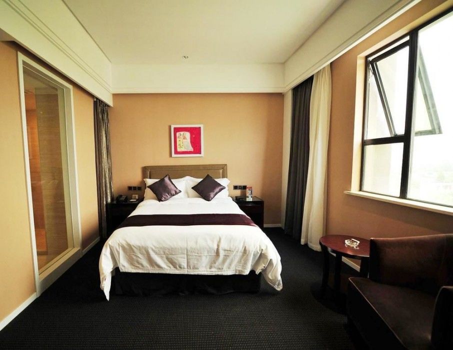 Shanghai New Century Manju Hotel Luoshan @Sniec Exterior photo